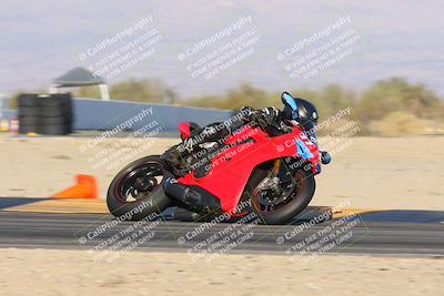 media/Dec-05-2024-Racers Edge (Thu) [[e102e0690b]]/3-B Group/Session 5 (Turn 16)/